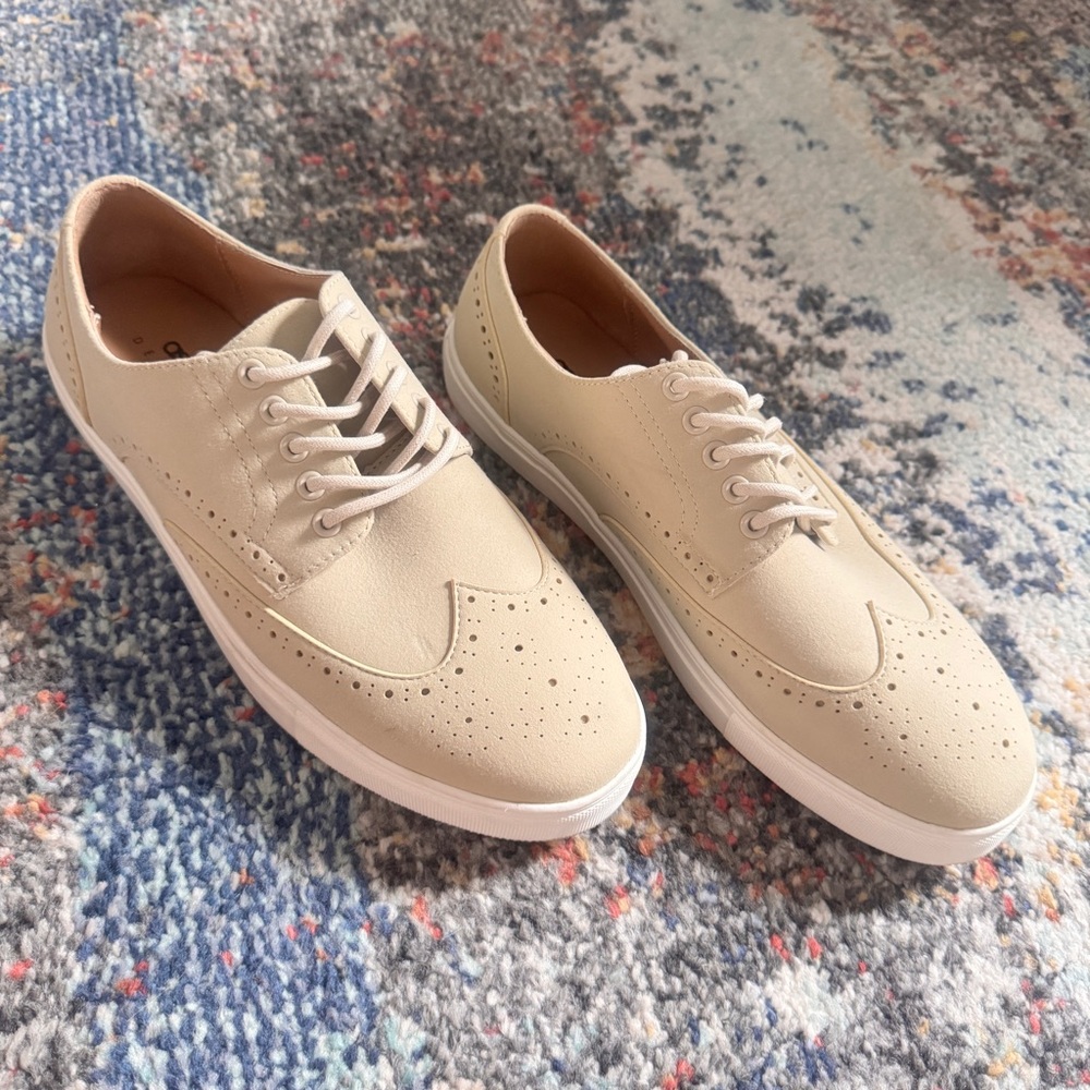 ASOS men Cream Oxford Derbys with Brogue Detailing
